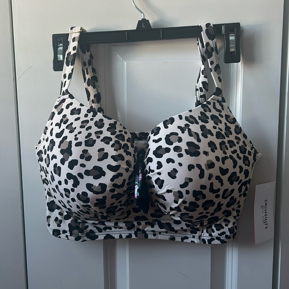 Swimsuits For All Bikini Top size 36F New with Tags